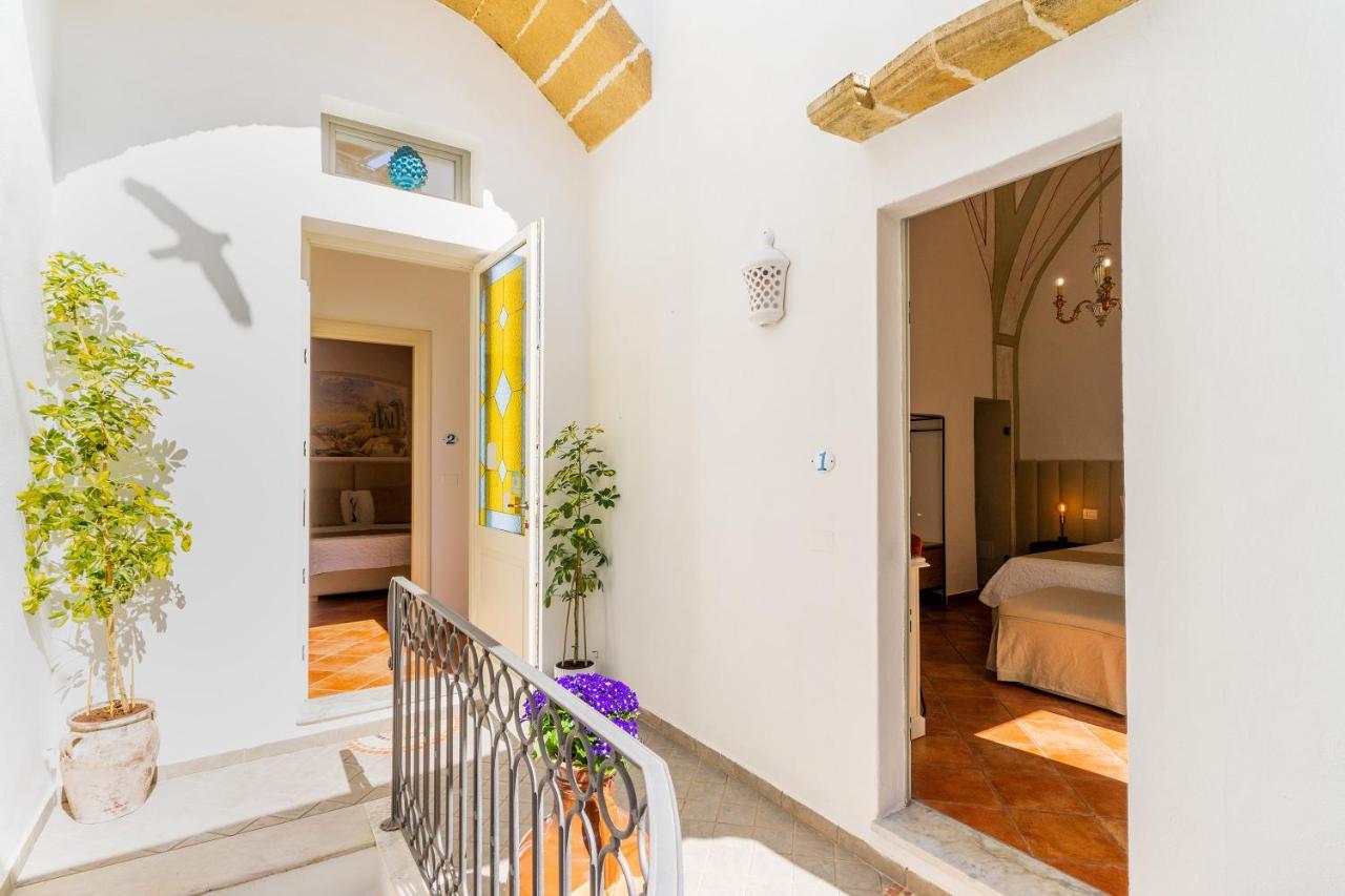 Corte Patitari - By Patitari Suites กัลลีโปลี ภายนอก รูปภาพ