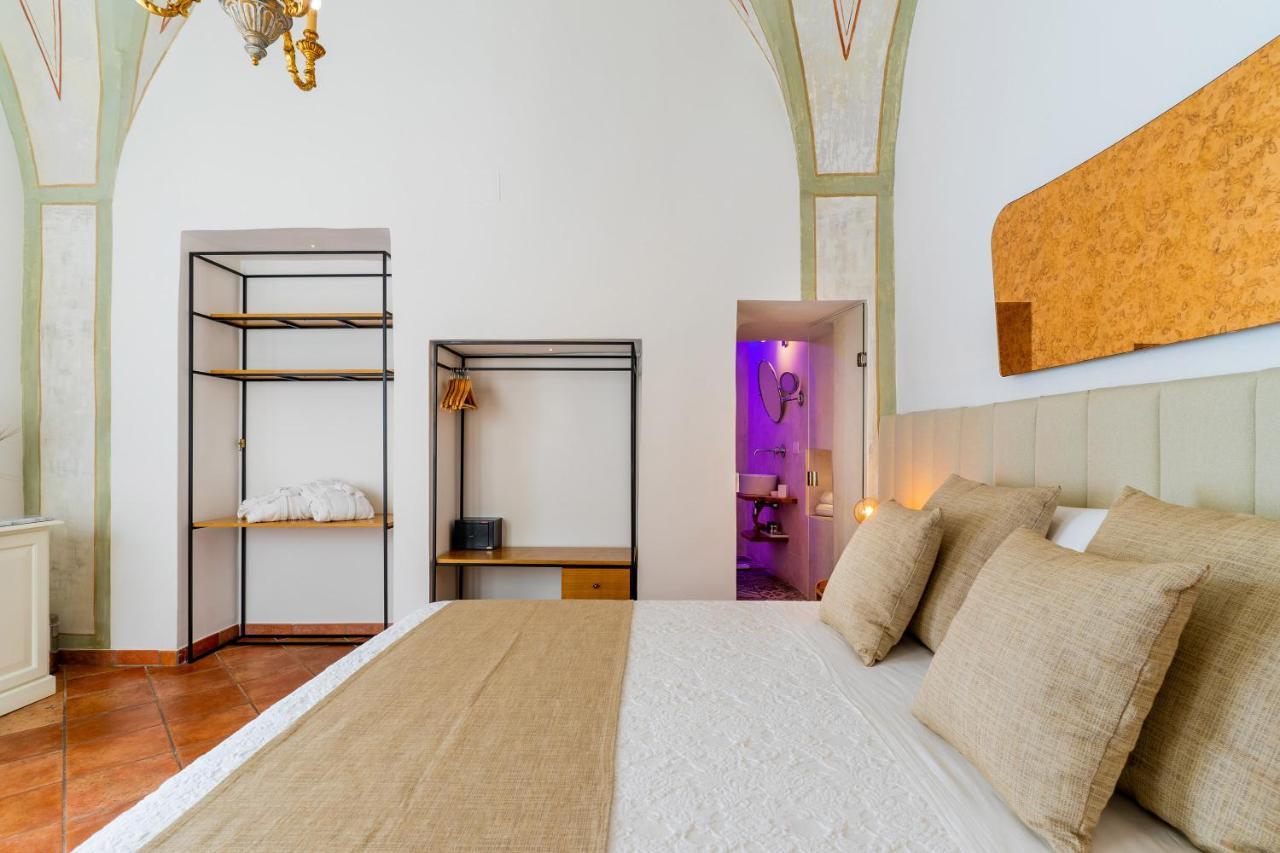 Corte Patitari - By Patitari Suites กัลลีโปลี ภายนอก รูปภาพ
