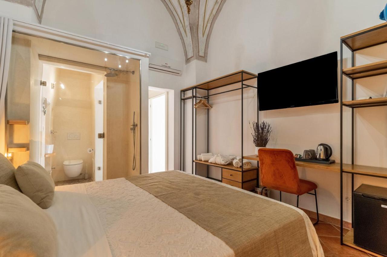 Corte Patitari - By Patitari Suites กัลลีโปลี ภายนอก รูปภาพ