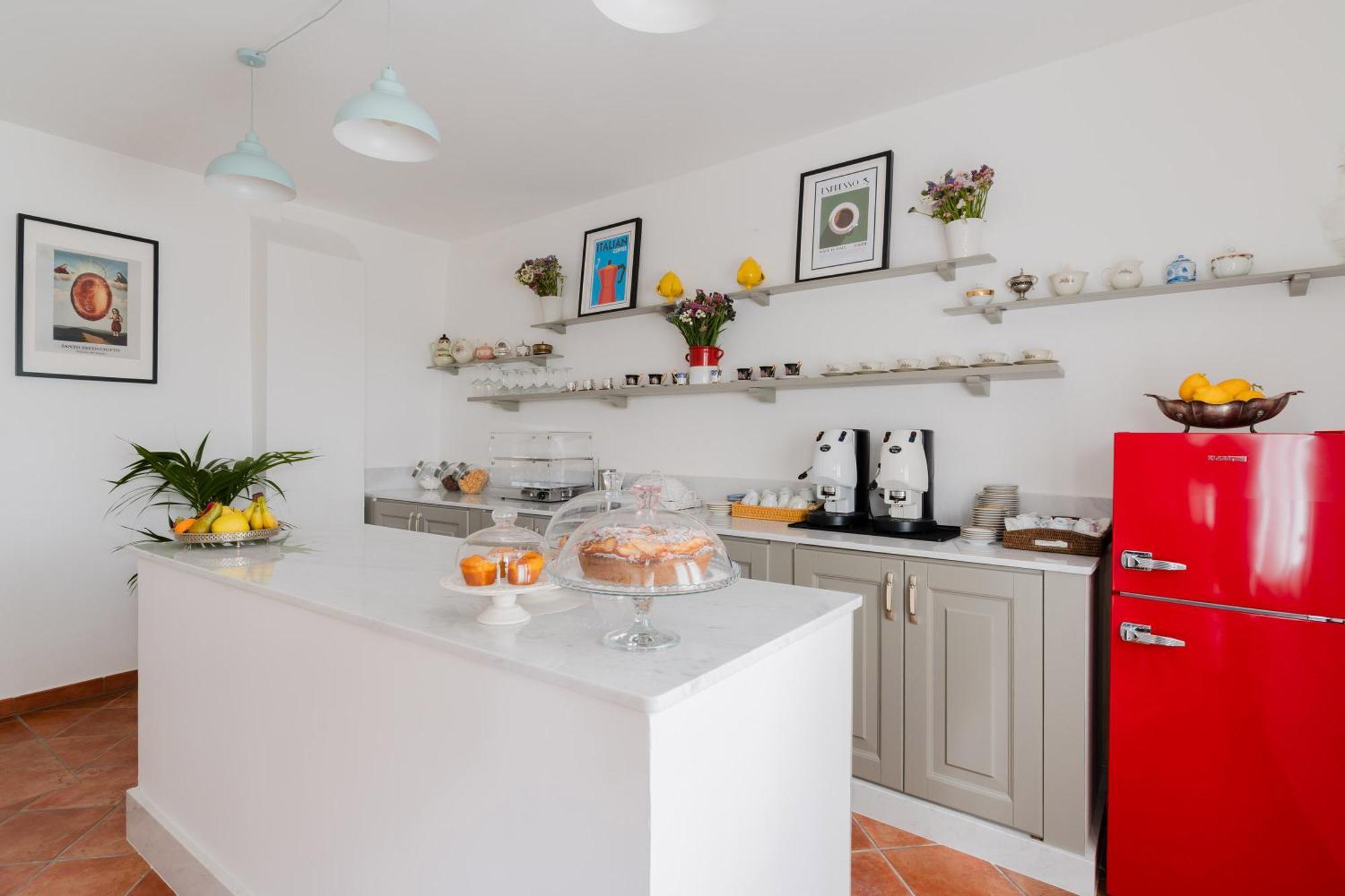 Corte Patitari - By Patitari Suites กัลลีโปลี ภายนอก รูปภาพ